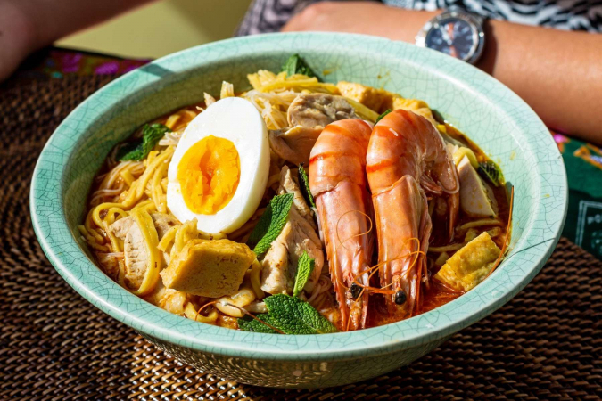 NYONYA STYLE LAKSA
