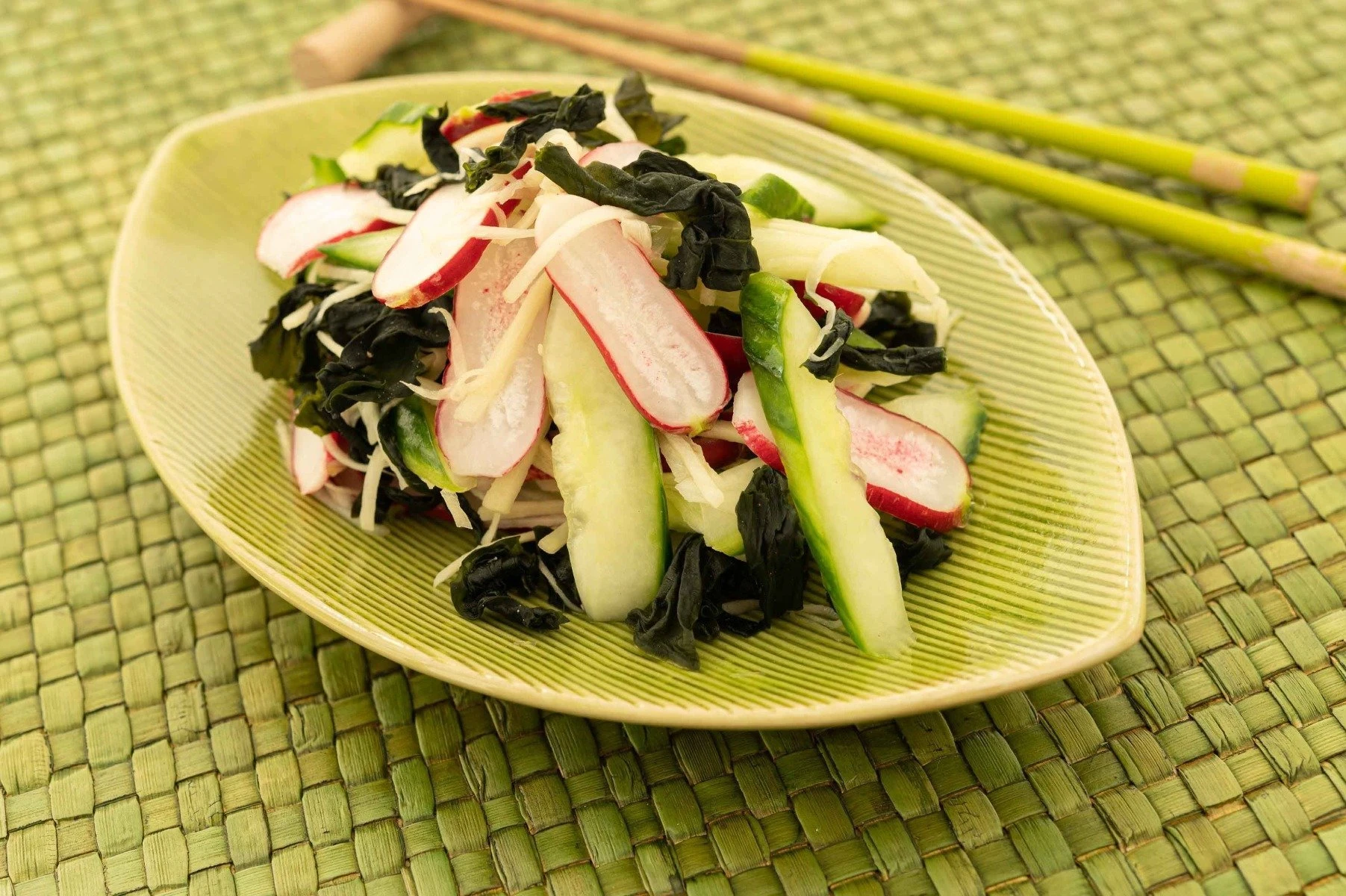 PICKLED RADISH & CUCUMBER